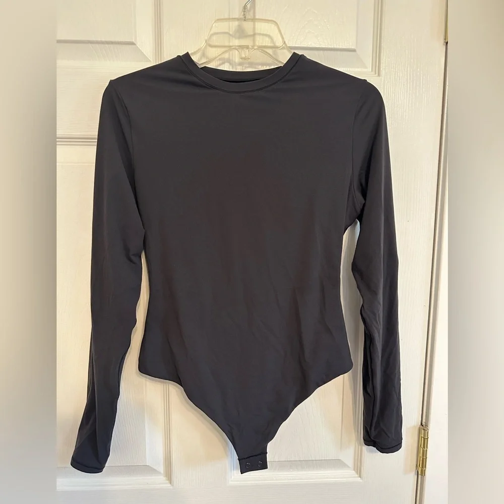 Skims bodysuit - Picture 3 of 4